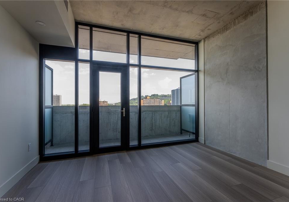 24-augusta-street-hamilton-ontario-40786391