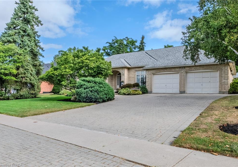 56-st-andrews-drive-brantford-ontario-40786427