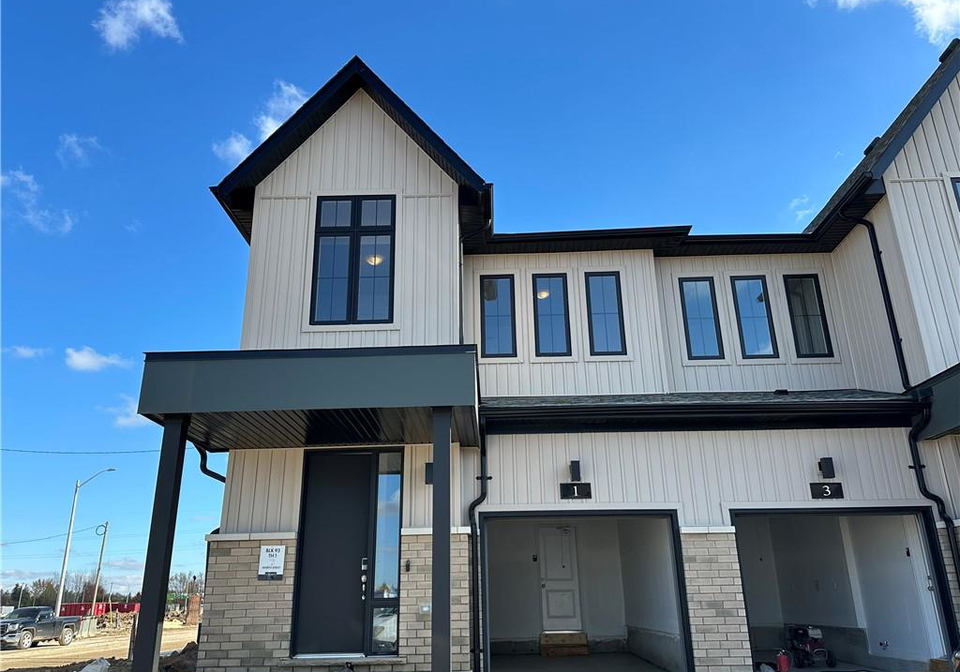 1-worth-street-stratford-ontario-40786474