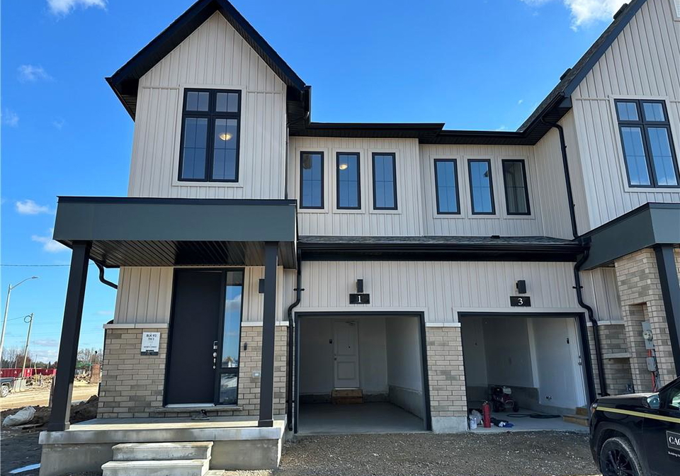 1-worth-street-stratford-ontario-40786474