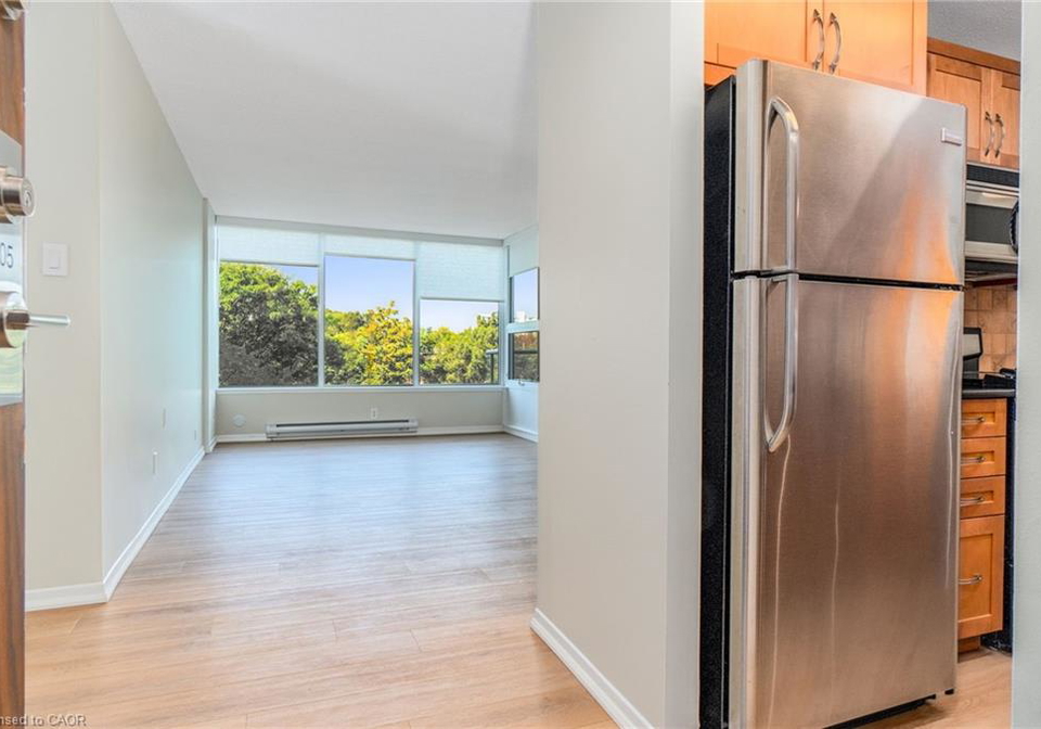 75-queen-street-n-hamilton-ontario-40786485