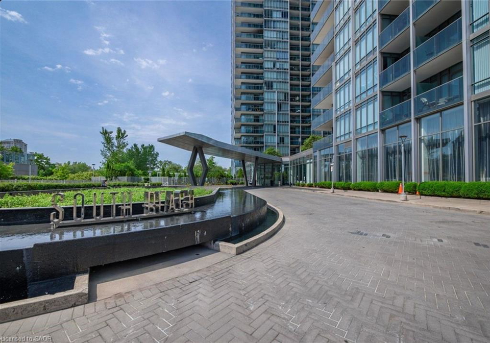 90-park-lawn-road-etobicoke-ontario-40786544