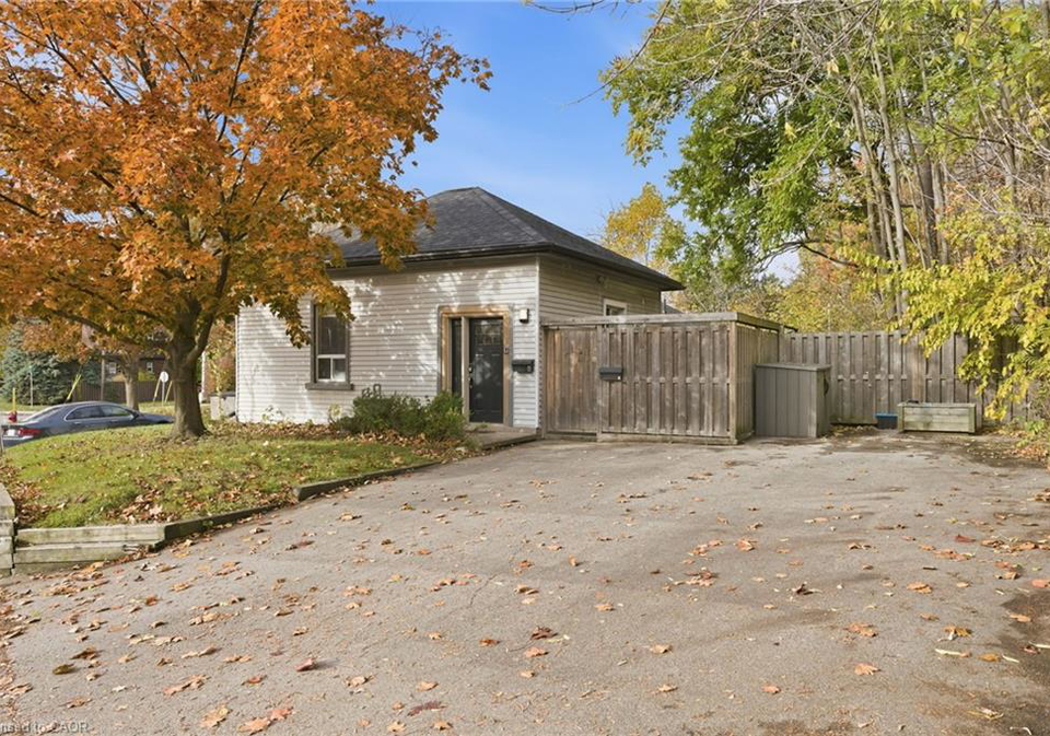 51-york-road-dundas-ontario-40786576
