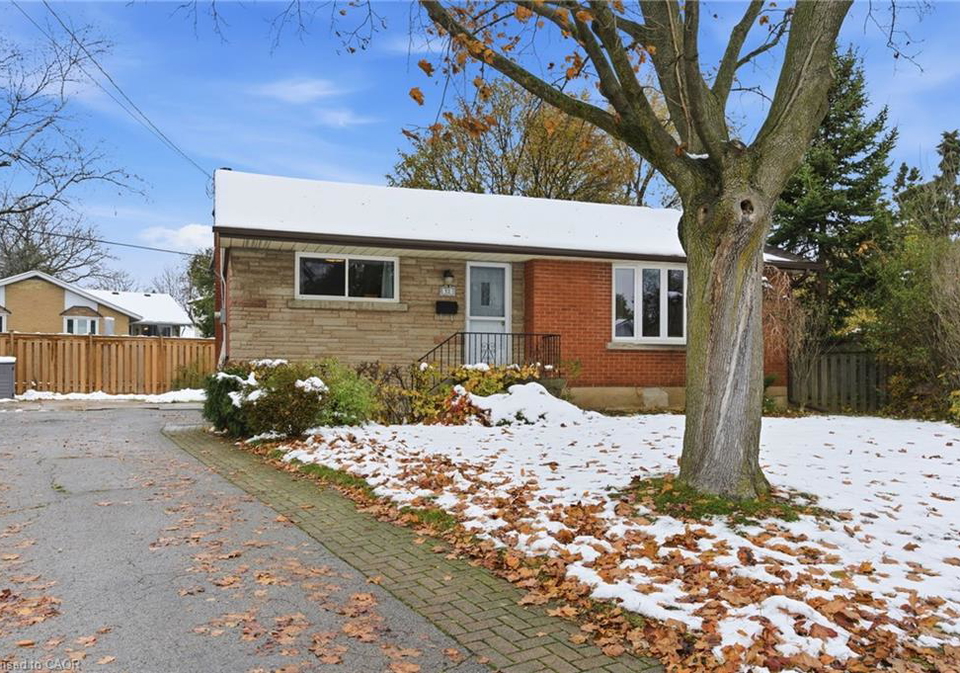 12-cecilia-court-hamilton-ontario-40786713