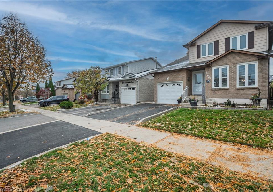 2209-leominster-drive-burlington-ontario-40786840