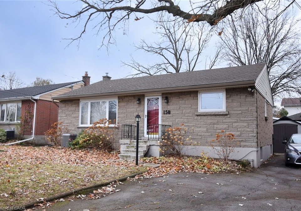 158-howe-avenue-hamilton-ontario-40786889