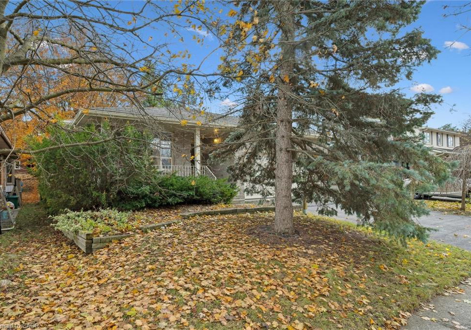131-woodbend-crescent-waterloo-ontario-40786945