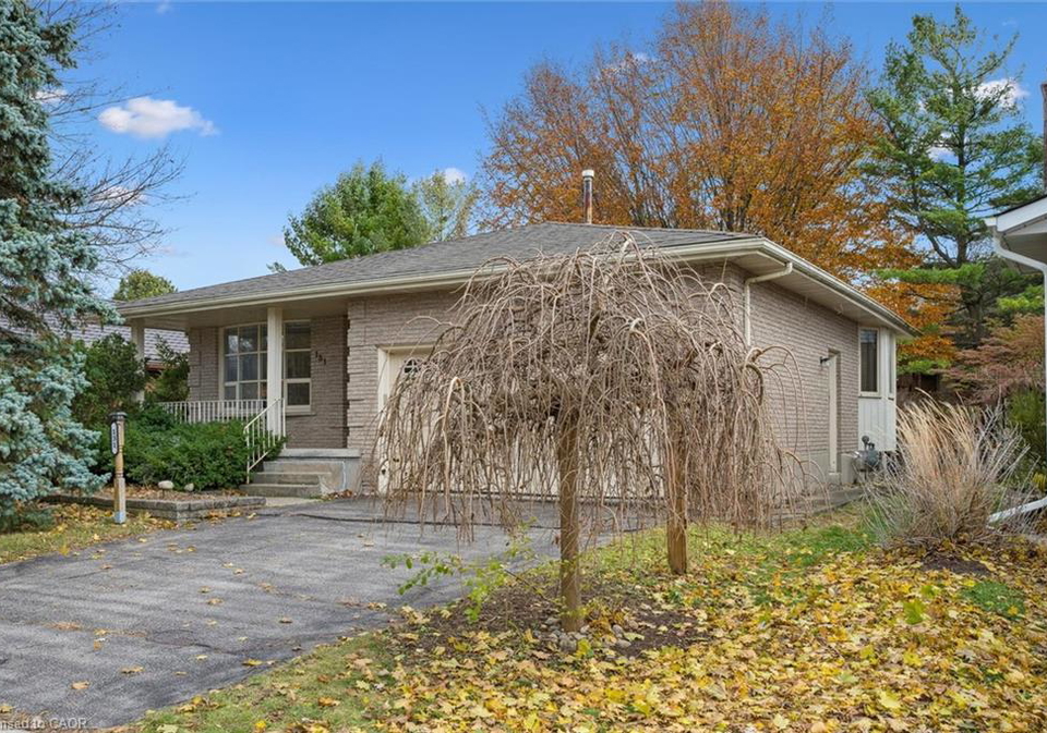 131-woodbend-crescent-waterloo-ontario-40786945