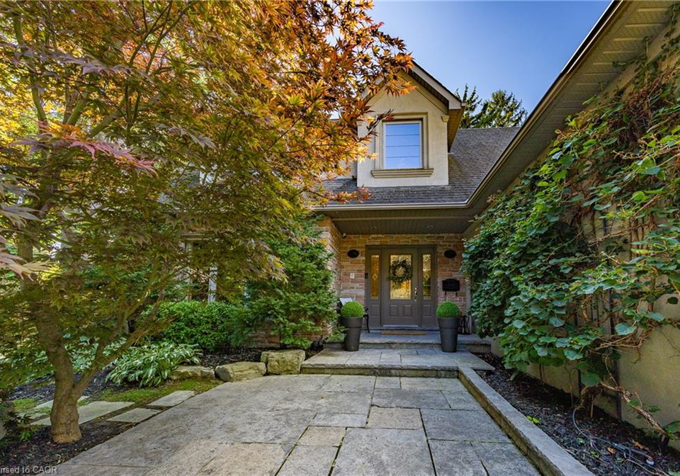 1338-prince-albert-court-mississauga-ontario-40786960