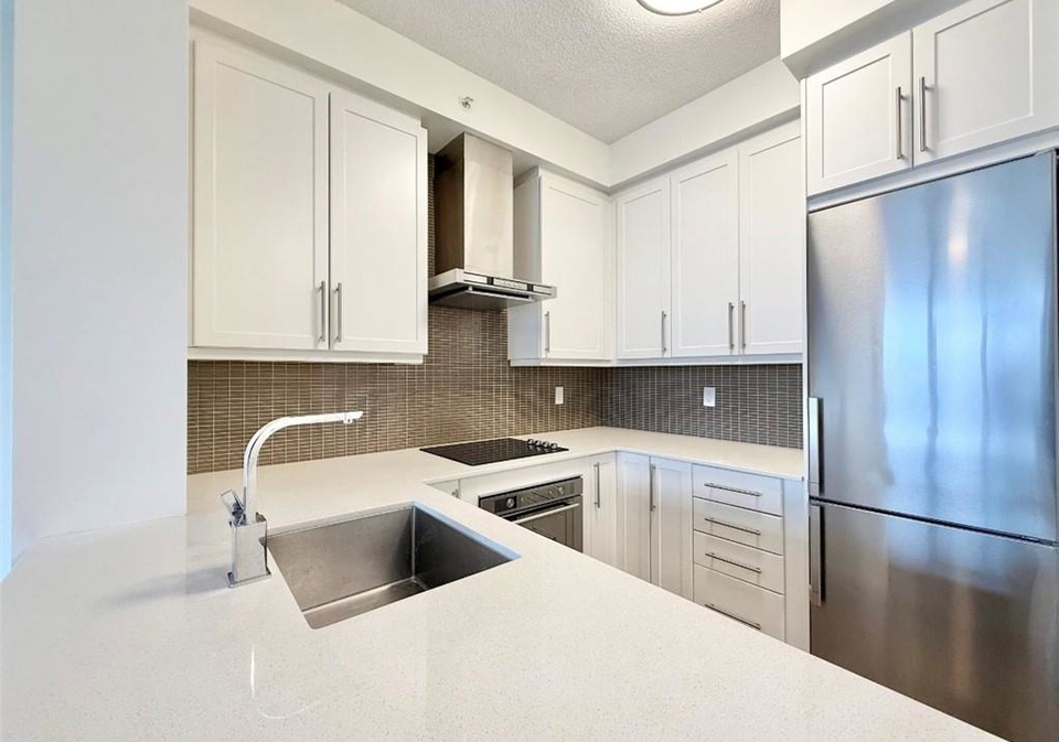 2081-fairview-street-burlington-ontario-40786994
