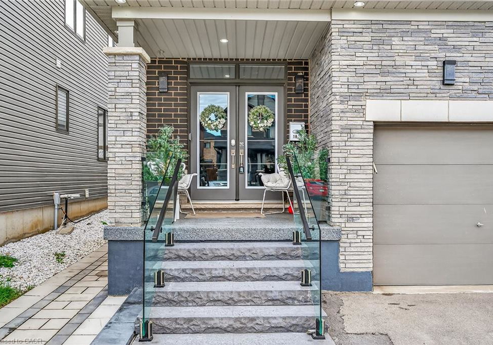 18-lise-lane-haldimand-ontario-40787028