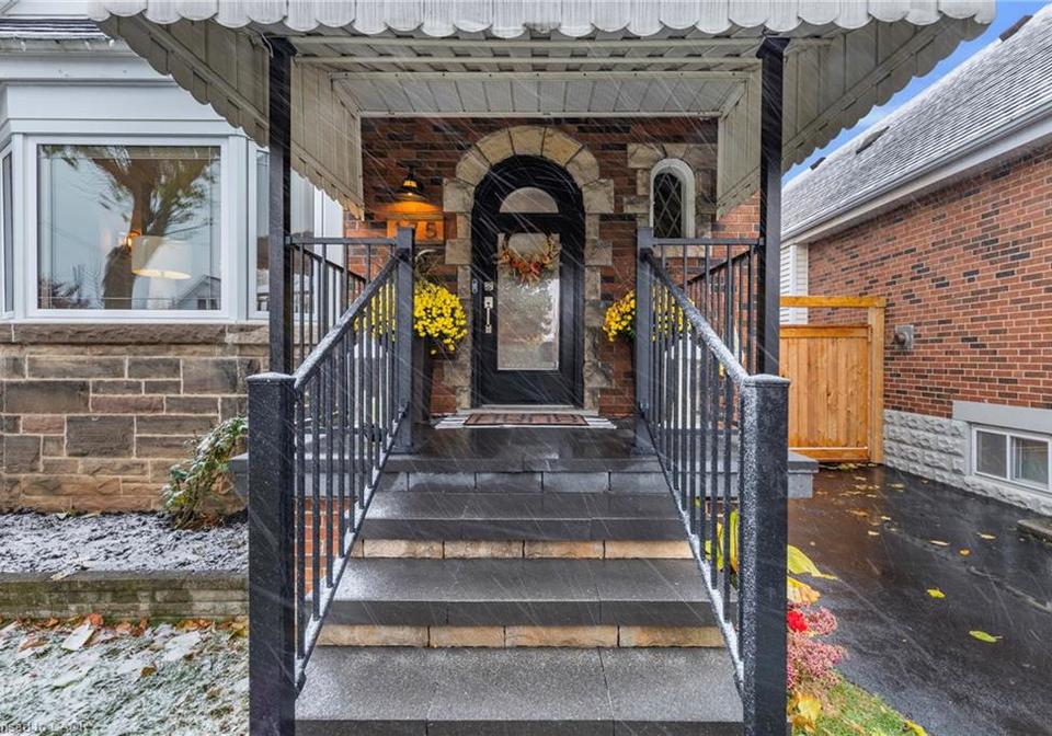 175-wexford-avenue-s-hamilton-ontario-40787075