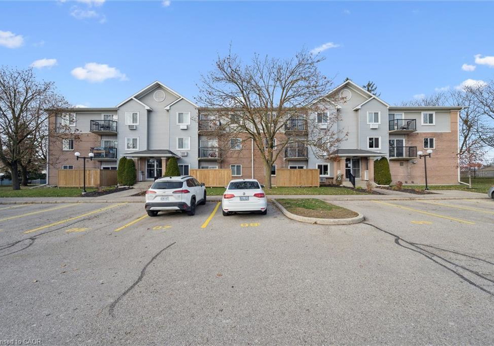 276-eiwo-court-waterloo-ontario-40787123