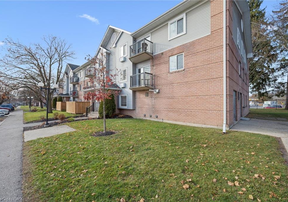 276-eiwo-court-waterloo-ontario-40787123