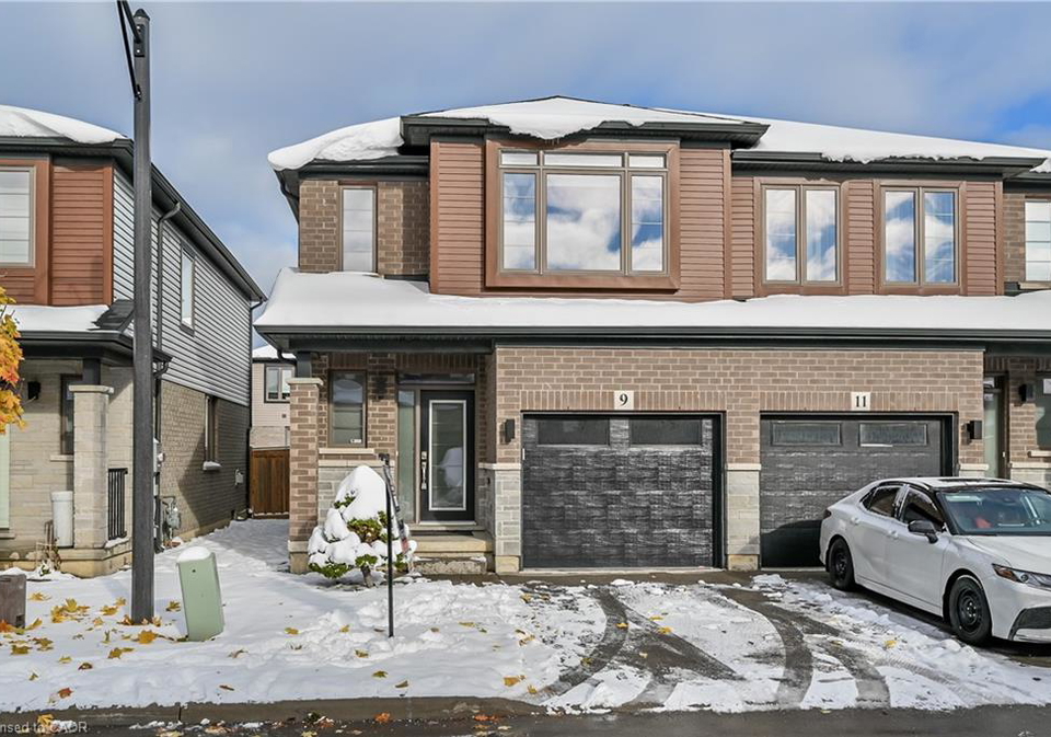 9-rouley-lane-ancaster-ontario-40787139