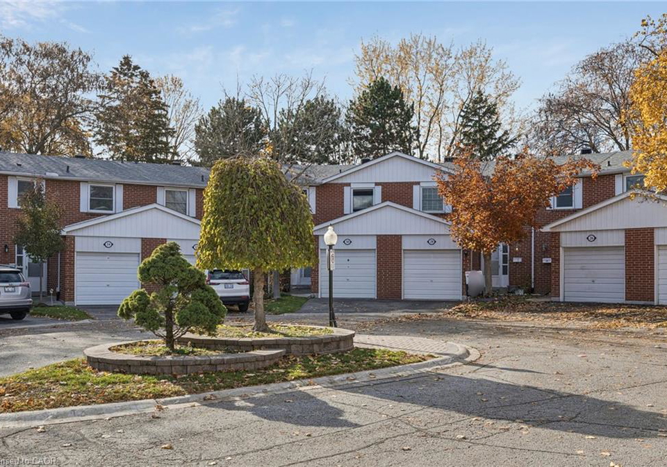 28-reith-way-thornhill-ontario-40787142