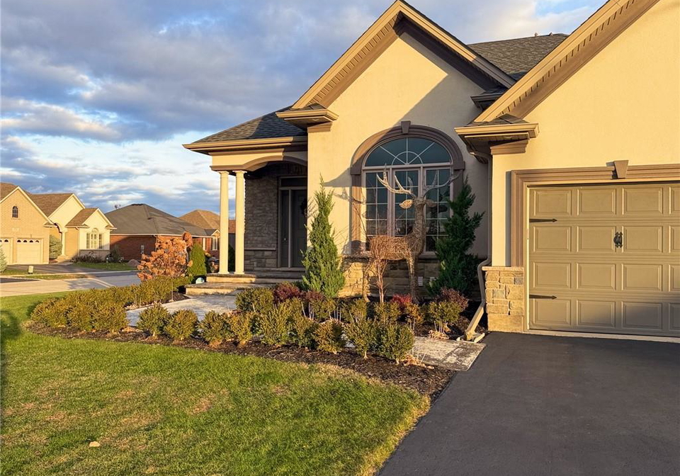 2-kim-lane-waterford-ontario-40787186