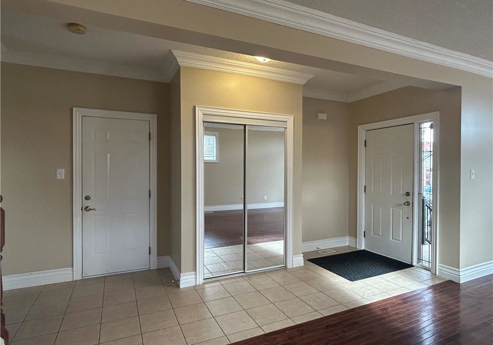 3-booty-lane-cambridge-ontario-40787227