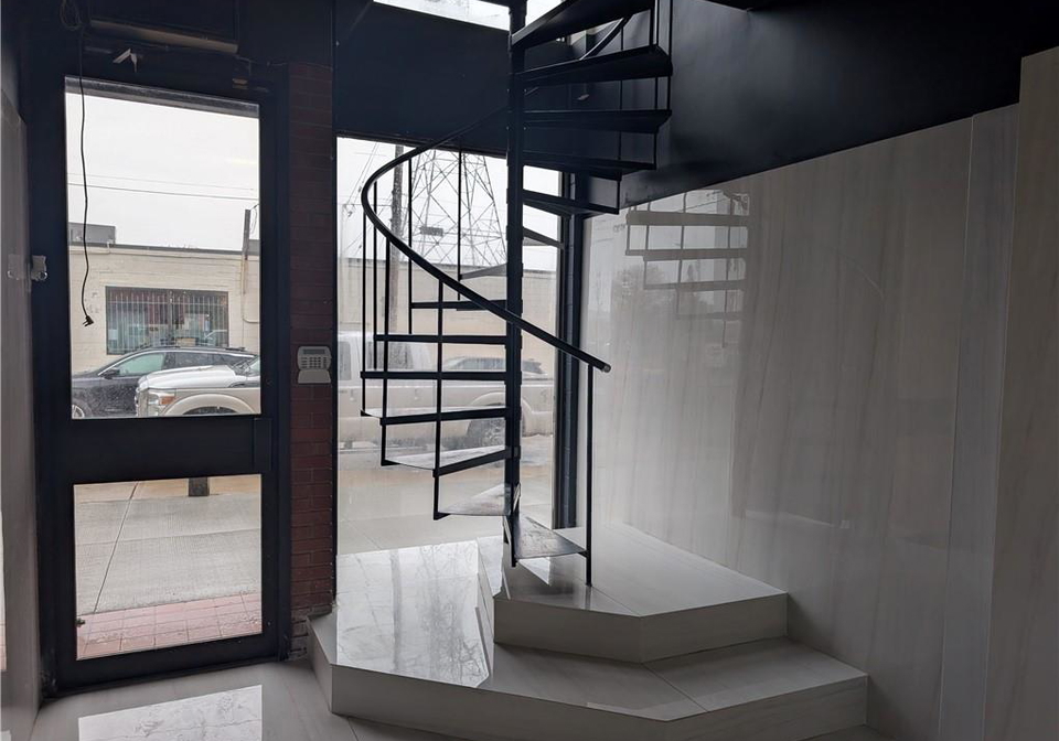 1645-main-street-e-hamilton-ontario-40787229