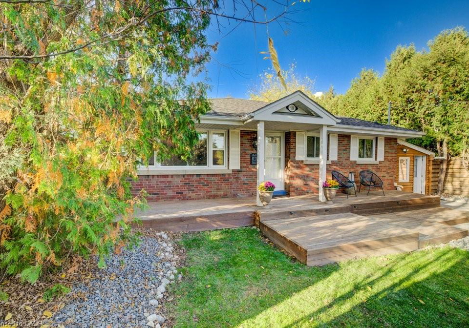 18-hilltop-drive-cambridge-ontario-40787265