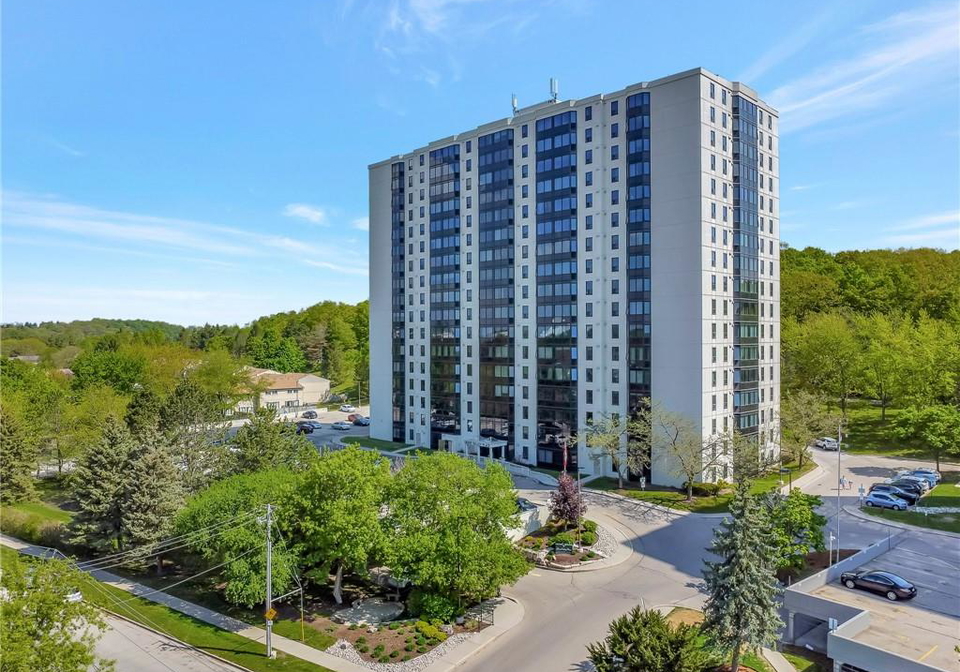 35-green-valley-drive-kitchener-ontario-40787278