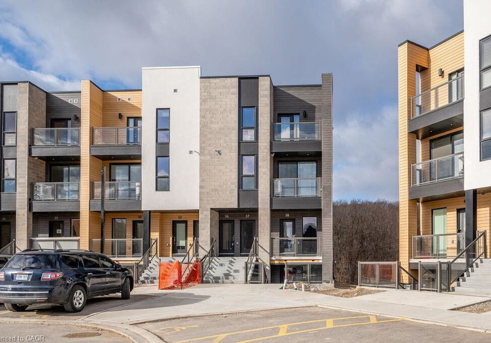 261-woodbine-avenue-kitchener-ontario-40787364