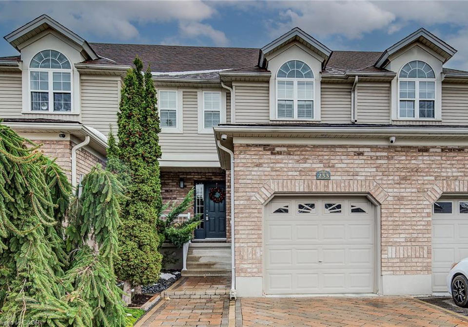233-cotton-grass-street-kitchener-ontario-40787369