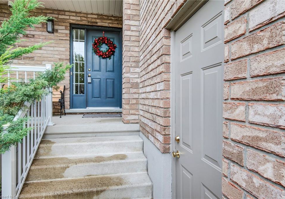 233-cotton-grass-street-kitchener-ontario-40787369