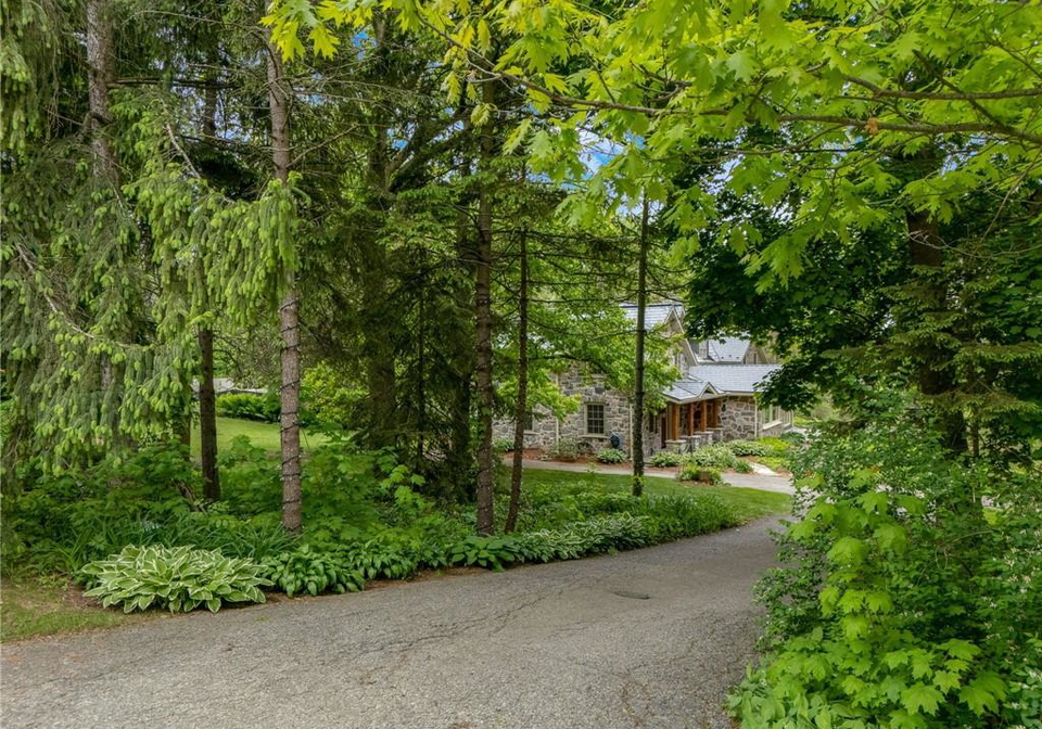 17-the-kirksway-kitchener-ontario-40787476
