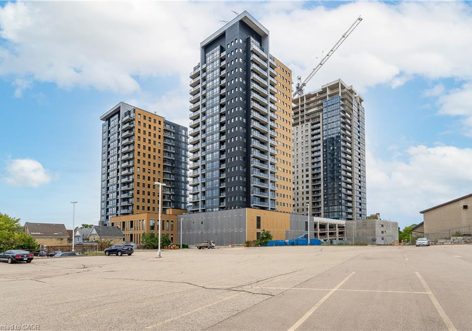 104-garment-street-kitchener-ontario-40787506