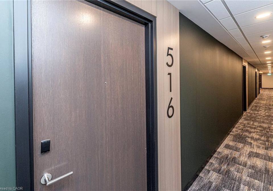 101-golden-eagle-road-waterloo-ontario-40787514