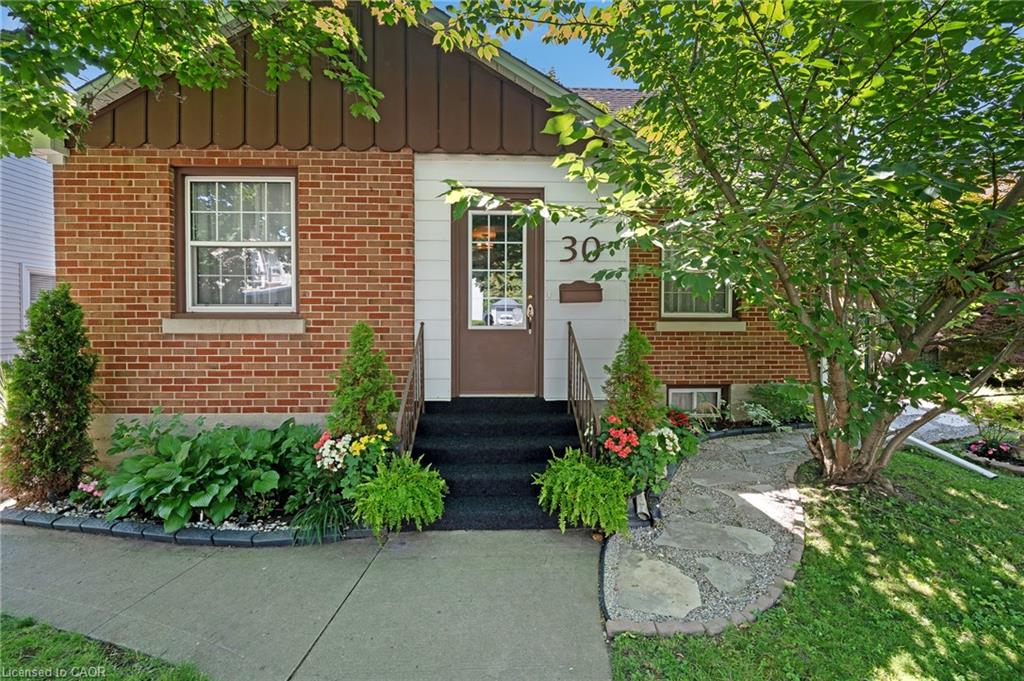 30-centre-street-cambridge-ontario-40787570