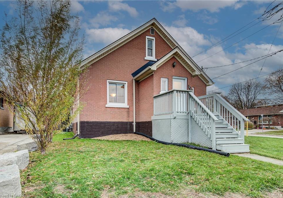 62-ann-street-kitchener-ontario-40787578