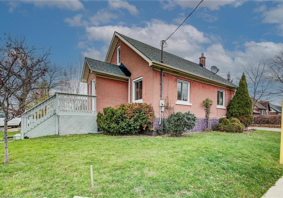 62-ann-street-kitchener-ontario-40787578