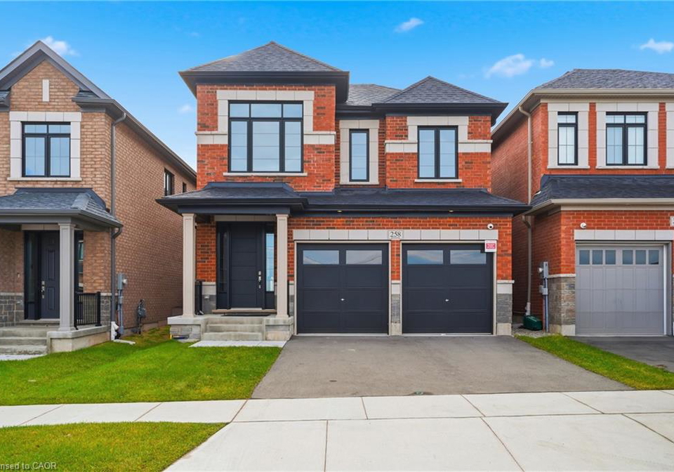 258-histand-trail-kitchener-ontario-40787590