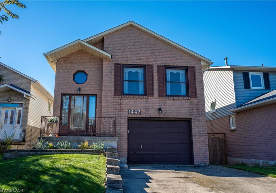 1447-reynolds-avenue-burlington-ontario-40787597