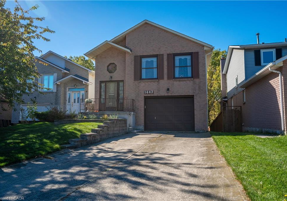 1447-reynolds-avenue-burlington-ontario-40787597