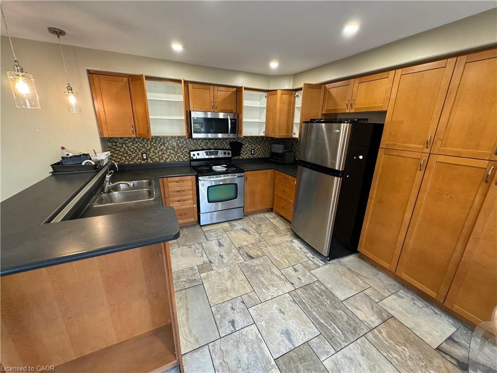 197-coulthard-boulevard-cambridge-ontario-40787702
