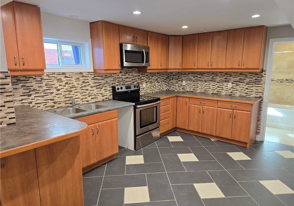 318-erie-avenue-brantford-ontario-40787772