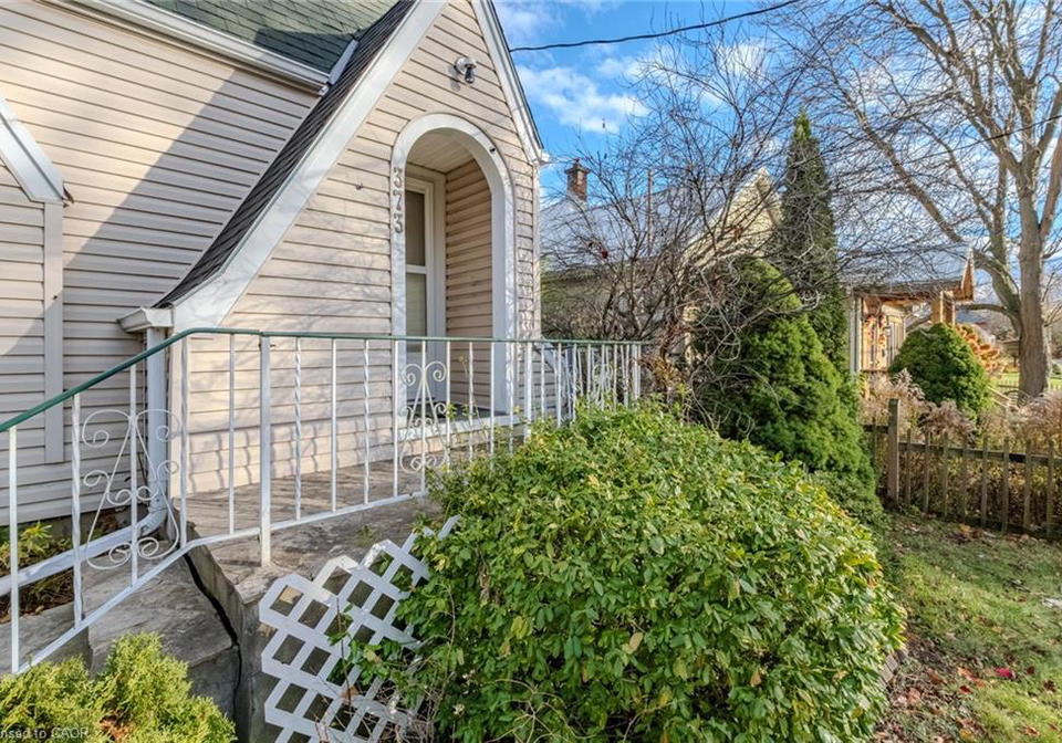 373-college-avenue-simcoe-ontario-40787807