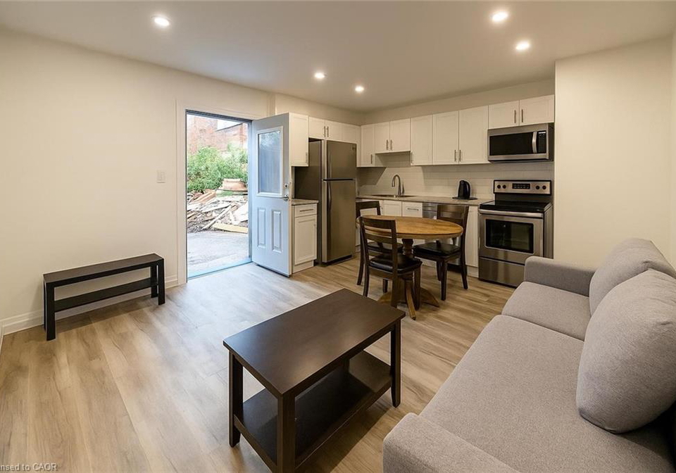 27-queenston-street-st-catharines-ontario-40787849