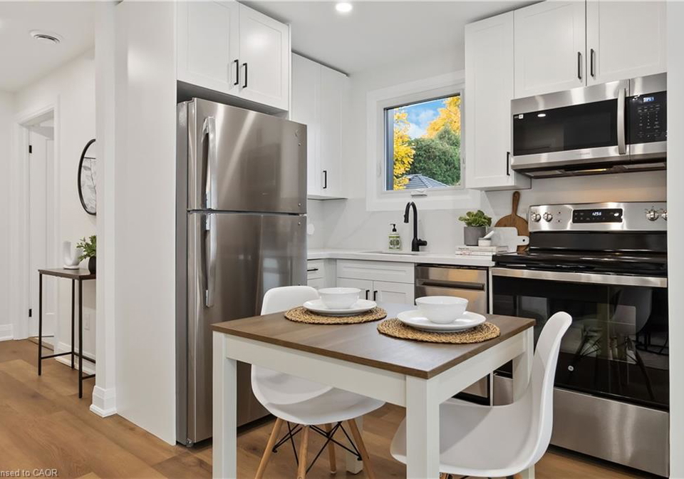 1332-majestic-drive-burlington-ontario-40787872