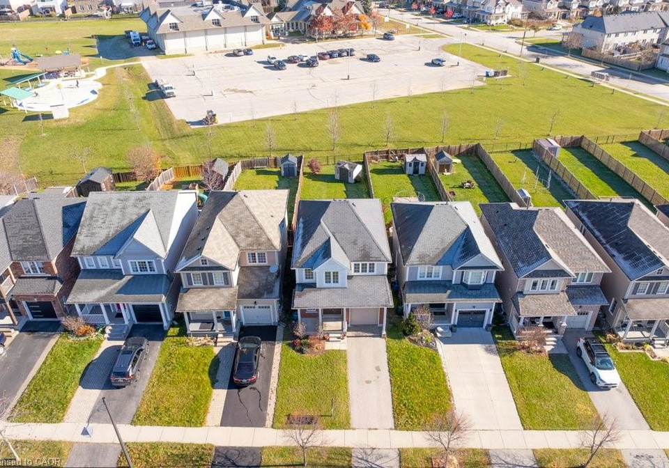 247-norwich-road-breslau-ontario-40787961