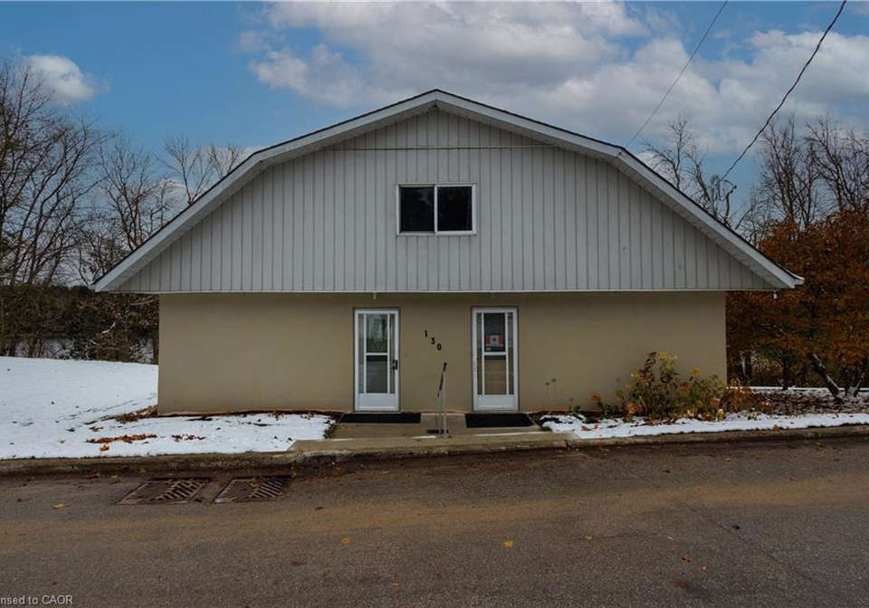 130-north-water-street-mount-forest-ontario-40787983