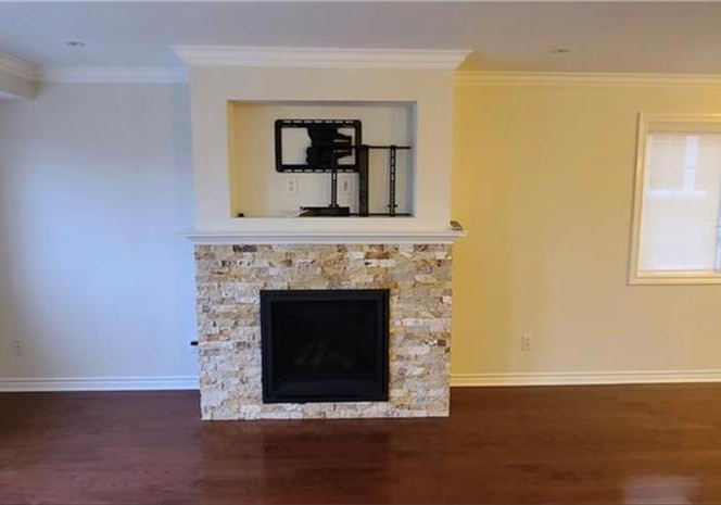 520-silken-lauamnn-drive-newmarket-ontario-40788151