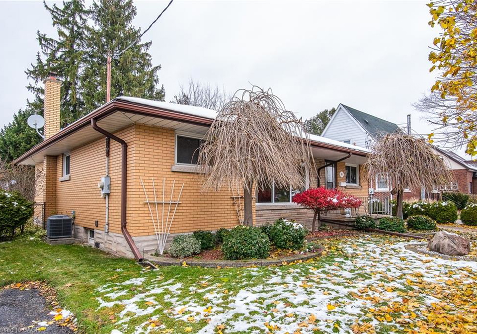 6-monroe-street-cambridge-ontario-40788311