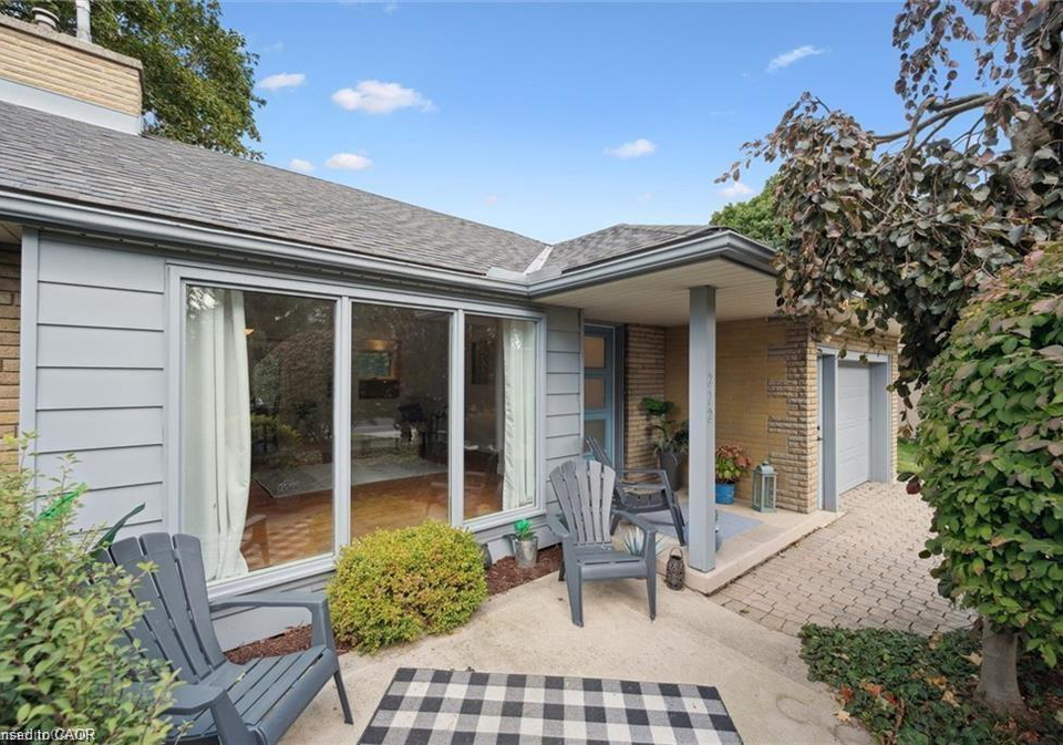 272-hartwood-place-kitchener-ontario-40788330