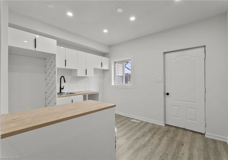 246-mary-street-hamilton-ontario-40788362