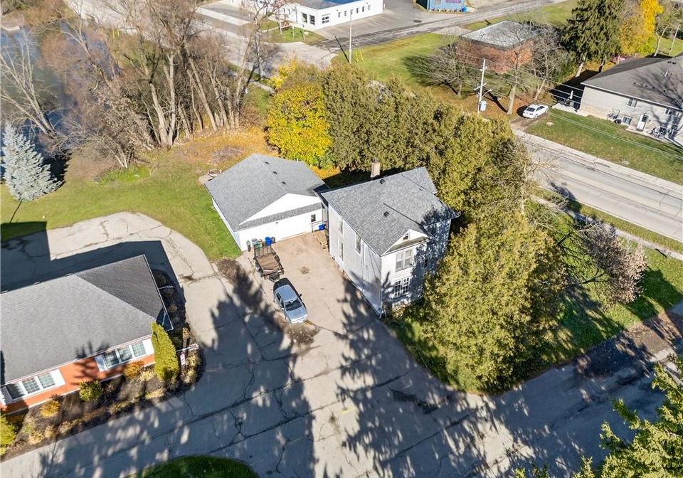 136-foundry-street-baden-ontario-40788390