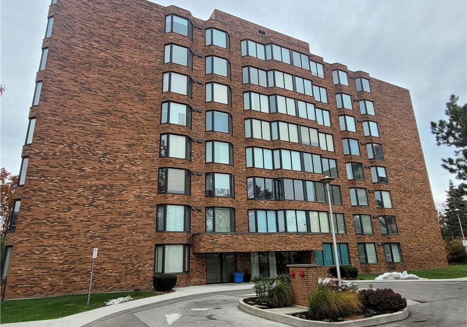 200-limeridge-road-w-hamilton-ontario-40788467
